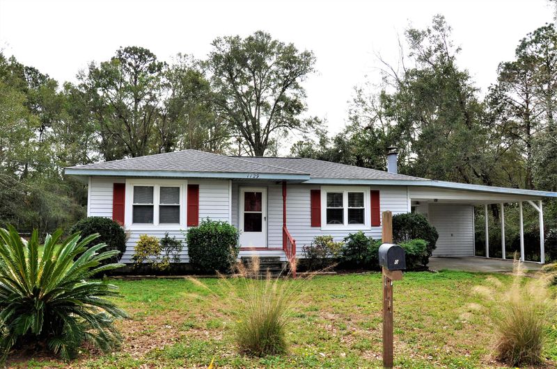 1129 Sigsbee Rd, Charleston, SC 29412