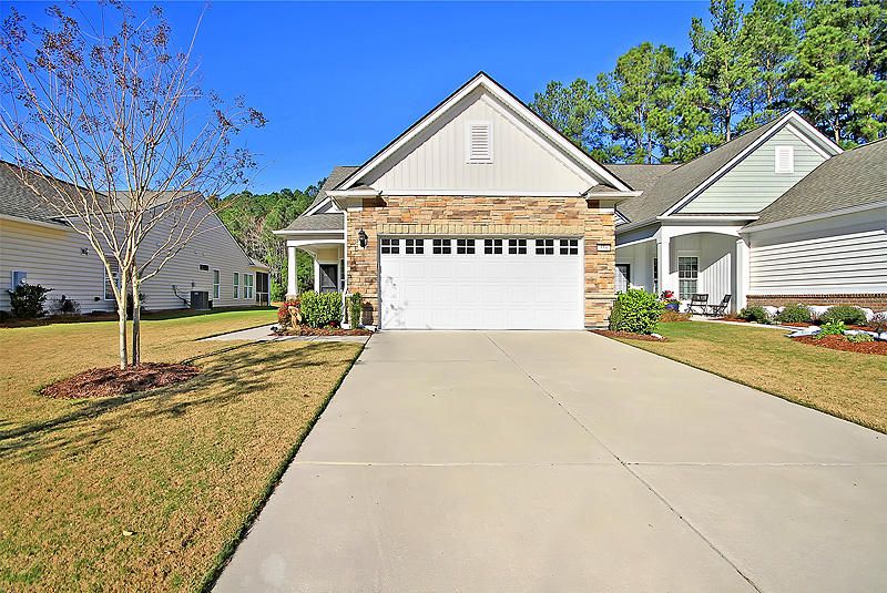 558 Sea Foam St, Summerville, SC 29486