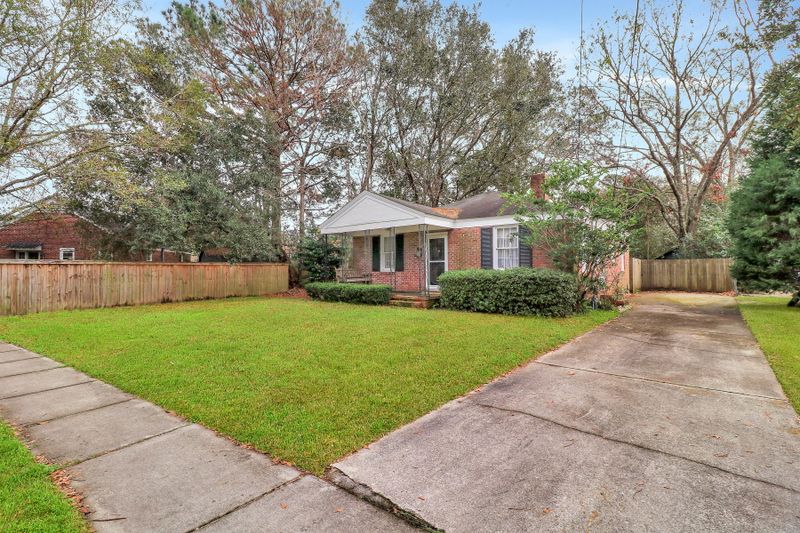 5 Sothel Ave, Charleston, SC 29407