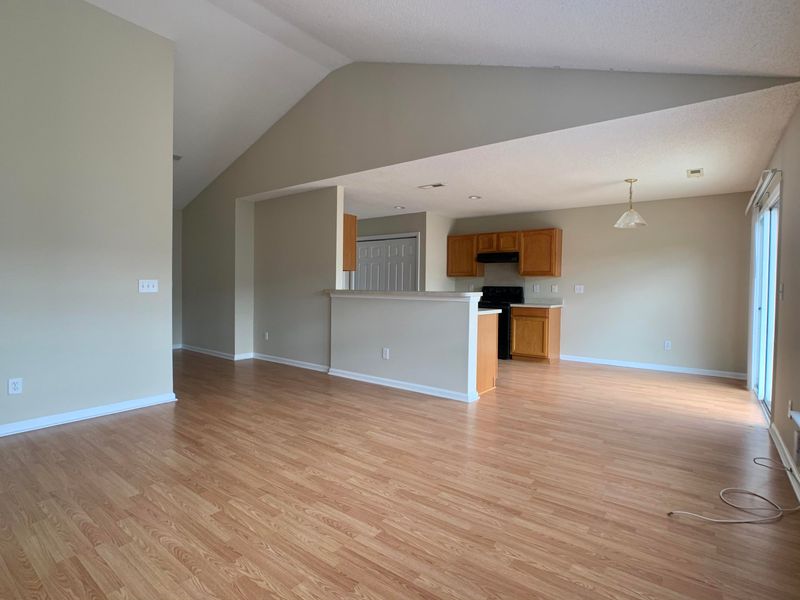 5021 Holdsworth Dr, Summerville, SC 29485