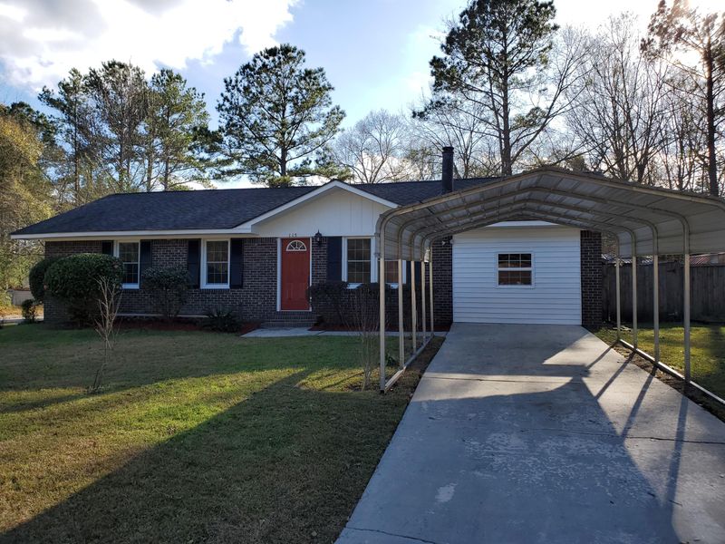 115 Lisa Dr, Summerville, SC 29485