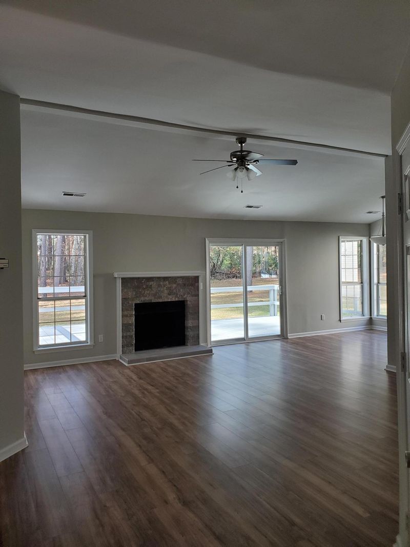 149 Chandler Dr, Ladson, SC 29456