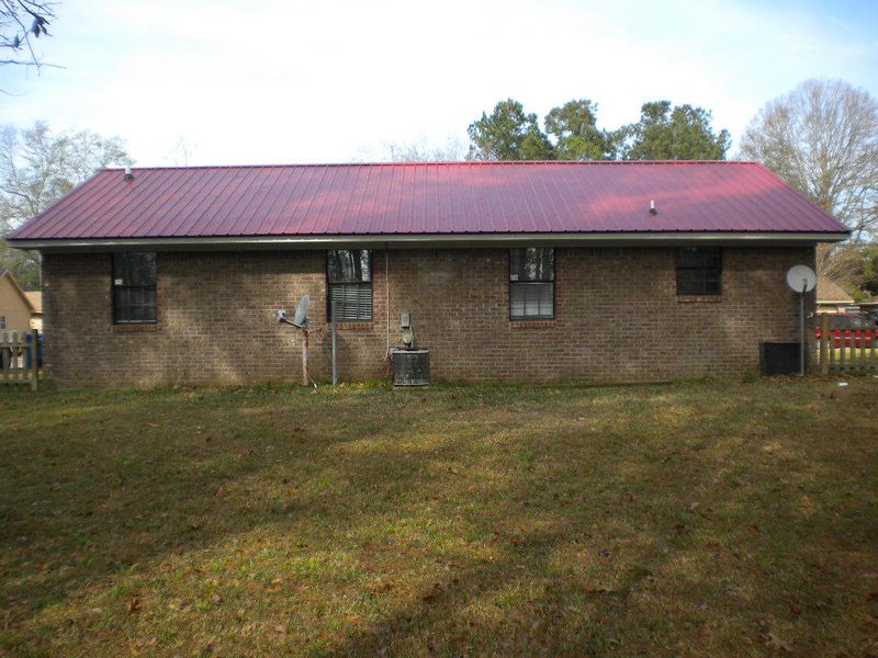 205 Mulberry Dr, Summerville, SC 29486