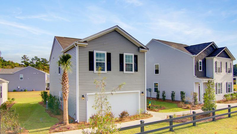 9755 Roseberry St, Ladson, SC 29456