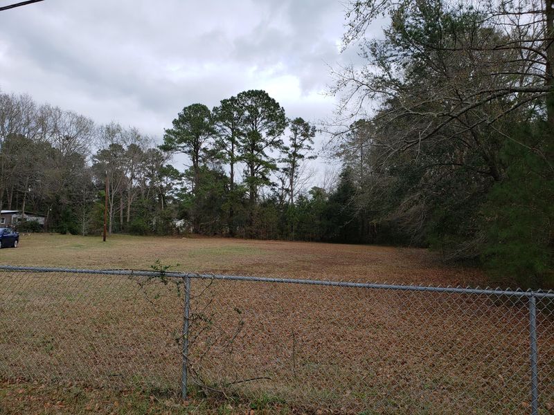 137 Ancrum Ln, Summerville, SC 29483