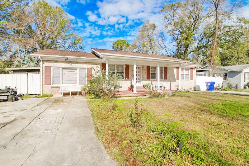 1864 Jaywood Cir, Charleston, SC 29407