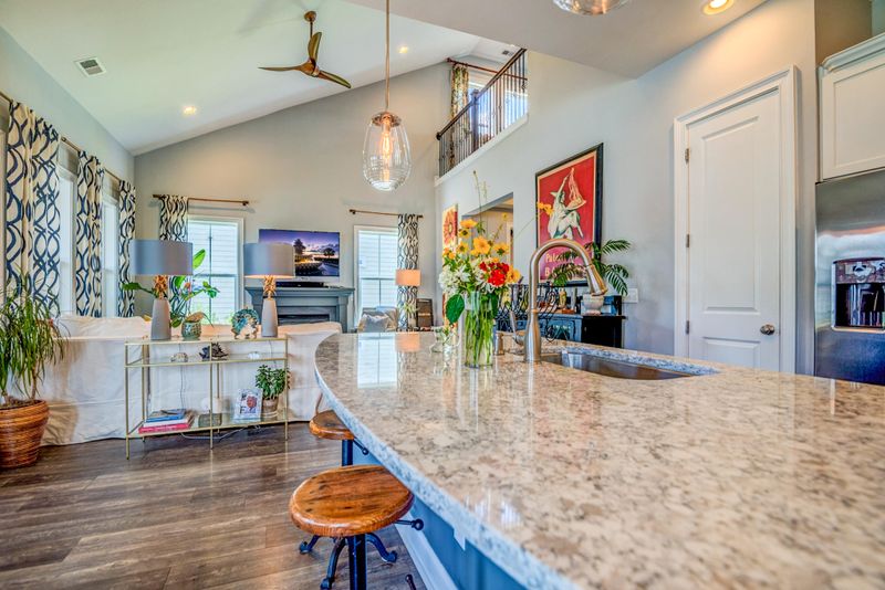 4297 Misty Hollow Ln, Ravenel, SC 29470
