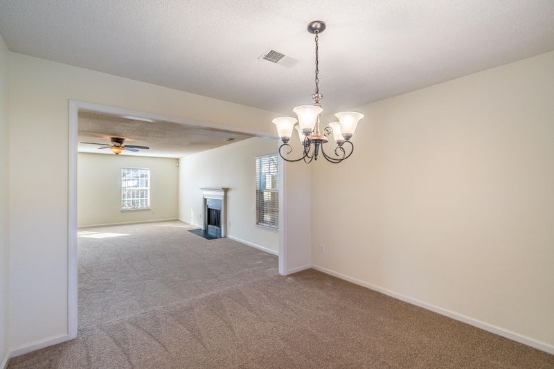 122 Patriot Ln, Summerville, SC 29485
