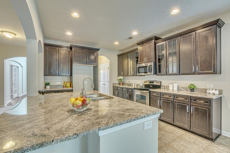 116 Firethorn Dr, Goose Creek, SC 29445