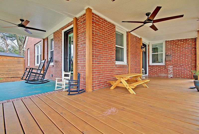 67 Colleton Dr, Charleston, SC 29407