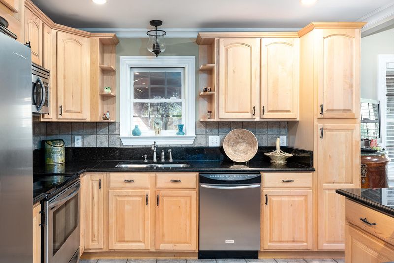 3309 Cottage Plantation Rd, Johns Island, SC 29455