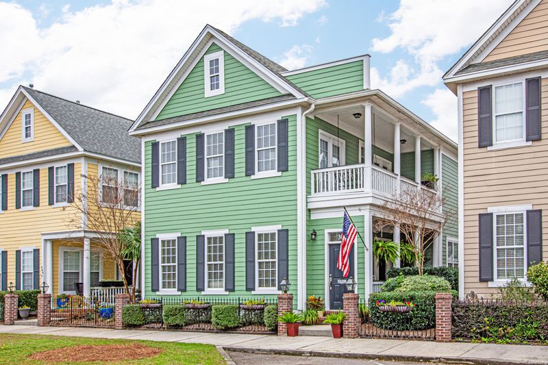 307 White Gables Dr, Summerville, SC 29483