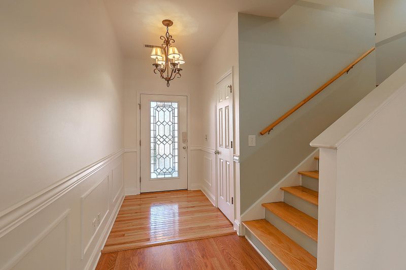 8327 Tyrian Pa, North Charleston, SC 29418