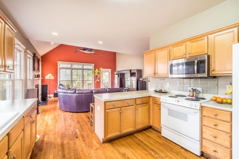 137 Legend Oak Way, Summerville, SC 29485