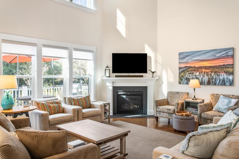 1317 Scotts Creek Cir, Mount Pleasant, SC 29464