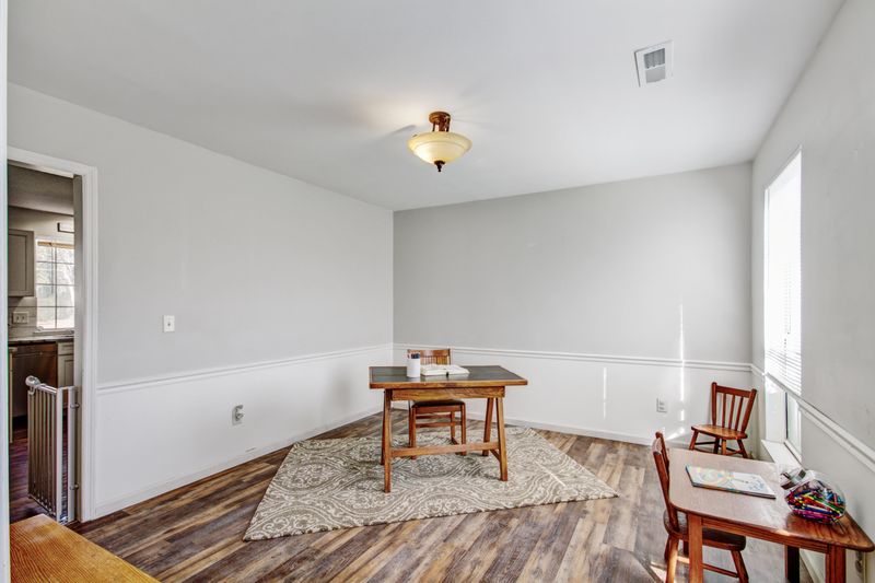 4726 Cotillion Dr, North Charleston, SC 29420