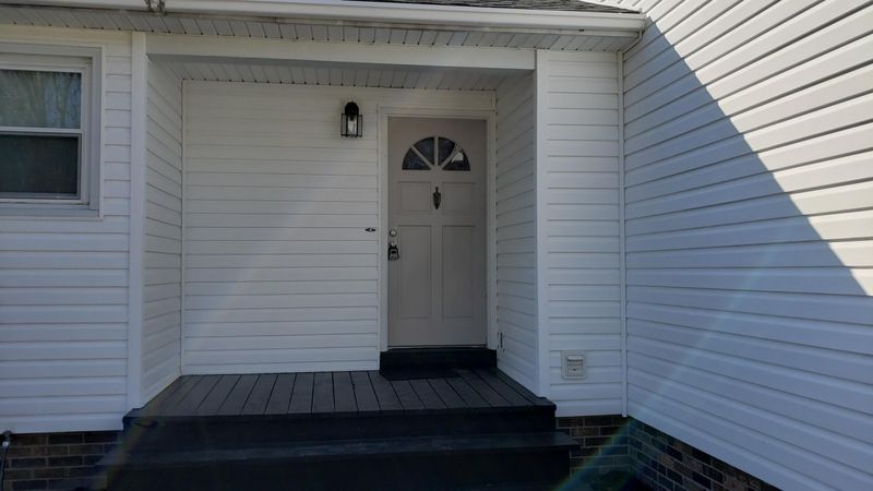 5287 Lela Dr, North Charleston, SC 29418
