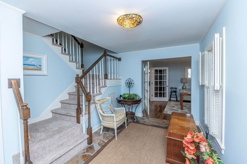 112 President Cir, Summerville, SC 29483