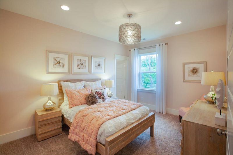 2817 Summertime Ln, Mount Pleasant, SC 29466