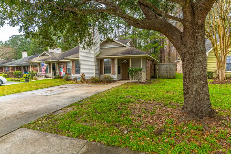 721 Temple Rd #B, Ladson, SC 29456
