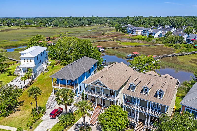 3038 S Shore Dr, Charleston, SC 29407