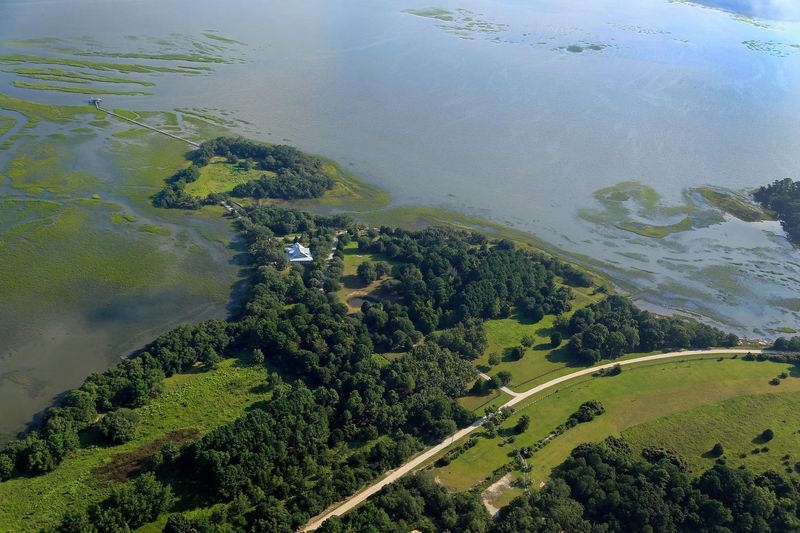 1260 Martins Point Rd, Wadmalaw Island, SC 29487