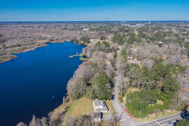 99 Goose Creek Dr, Goose Creek, SC 29445