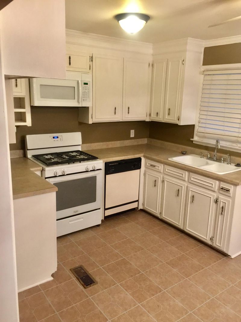 5500 Rio St, North Charleston, SC 29406