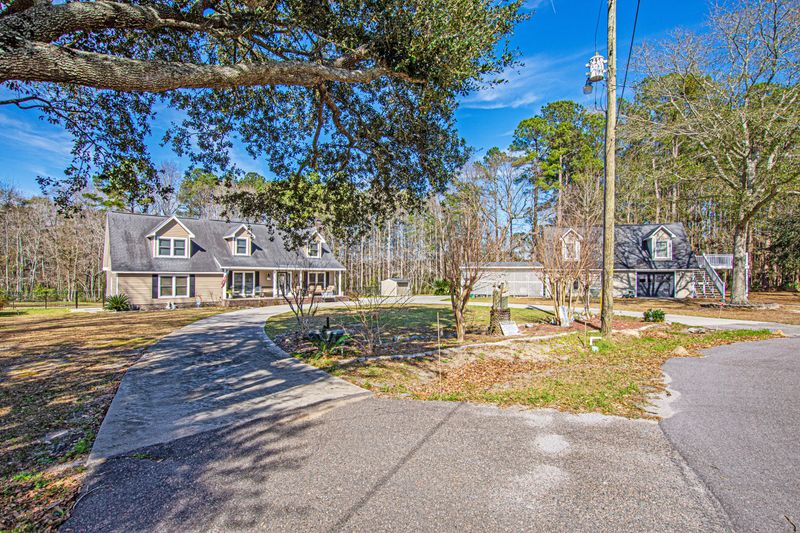 159 Beltree Ct, Moncks Corner, SC 29461