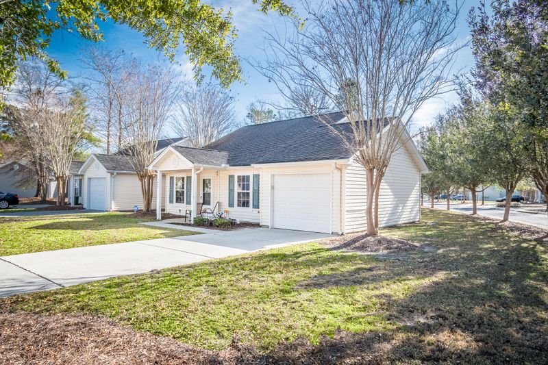 7899 Montview Rd, North Charleston, SC 29418