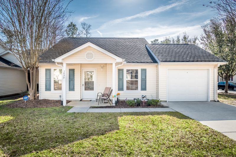 7899 Montview Rd, North Charleston, SC 29418