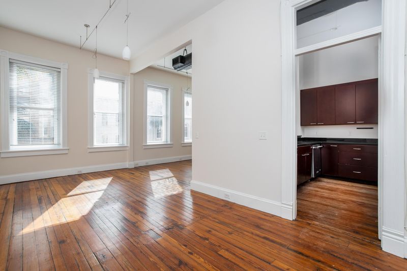 40 Broad St #B, Charleston, SC 29401