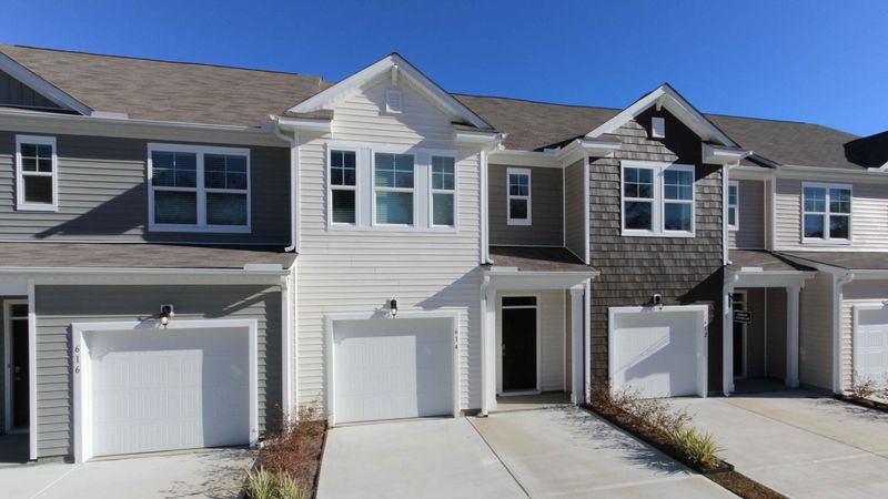 4605 North Palm View Cir, North Charleston, SC 29418