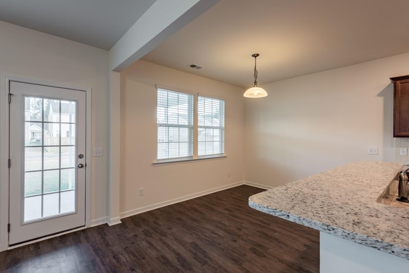 204 Daniels Creek Cir, Goose Creek, SC 29445