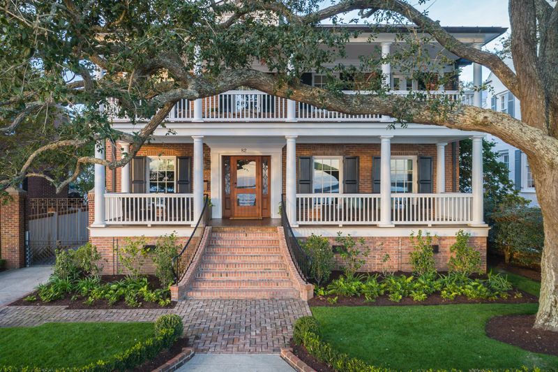 82 Murray Blvd, Charleston, SC 29401