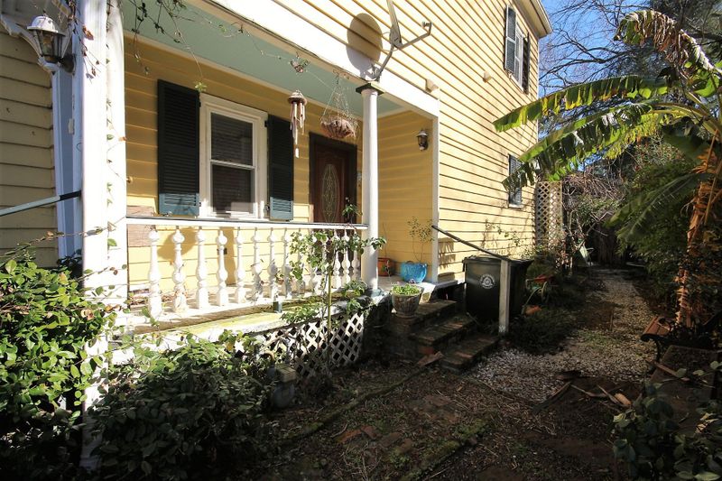 219 Fishburne St, Charleston, SC 29403