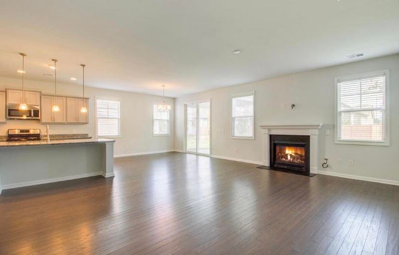 613 Kilarney Rd, Summerville, SC 29483