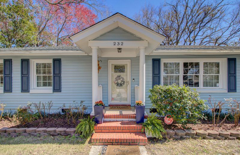 232 Stinson Dr, Charleston, SC 29407