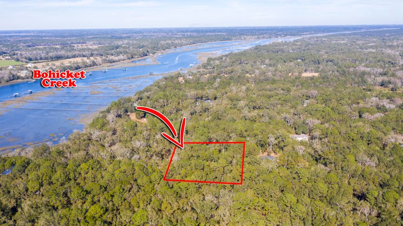 7 Bohicket Estates Dr, Johns Island, SC 29455