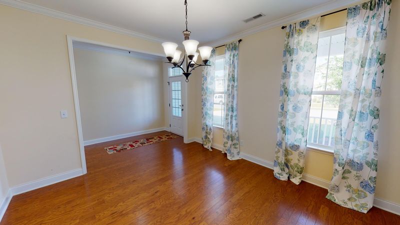 135 Shadybrook Dr, Summerville, SC 29486