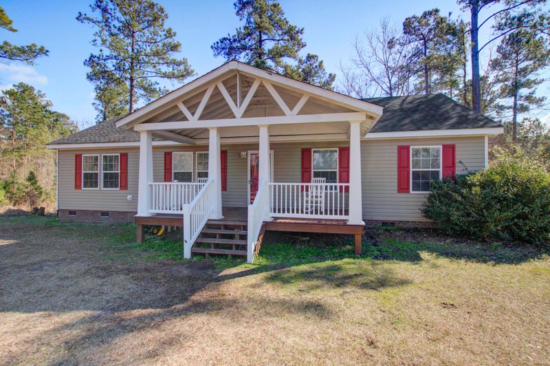 476 Falling Leaves Trl, Bonneau, SC 29431
