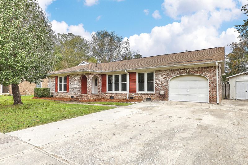103 Ponderosa Dr, Ladson, SC 29456
