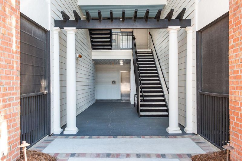 1016 Basildon Rd, Mount Pleasant, SC 29466