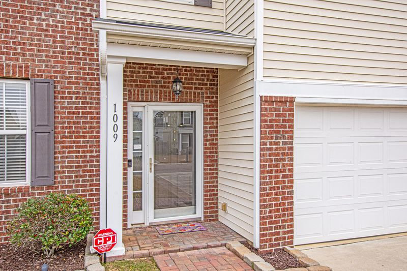 1009 Whitlow Blvd, Summerville, SC 29483
