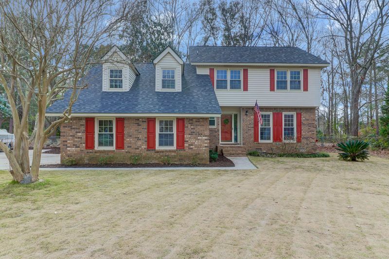 102 Milton Ct, Goose Creek, SC 29445
