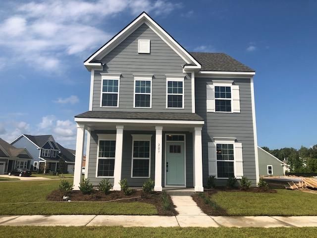 207 Corvus St, Summerville, SC 29483