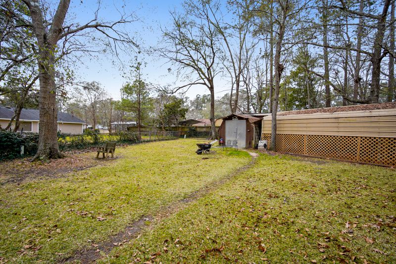 125 Larson Dr, Summerville, SC 29485