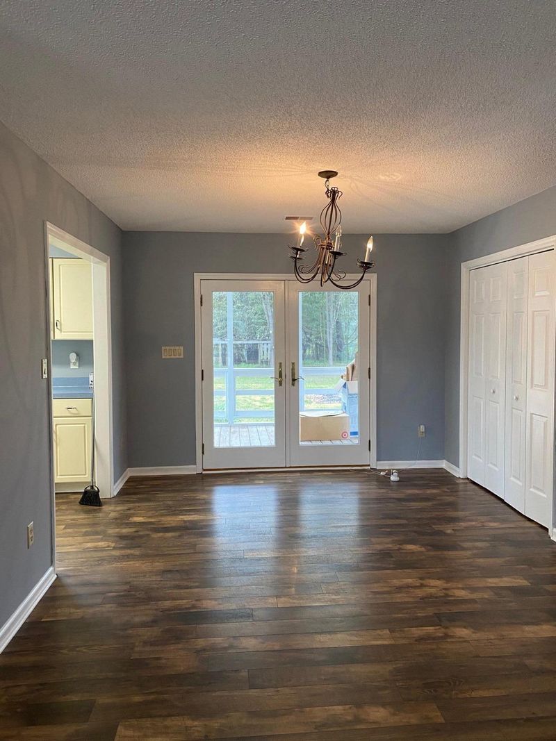 7348 Commodore Rd, Hollywood, SC 29449