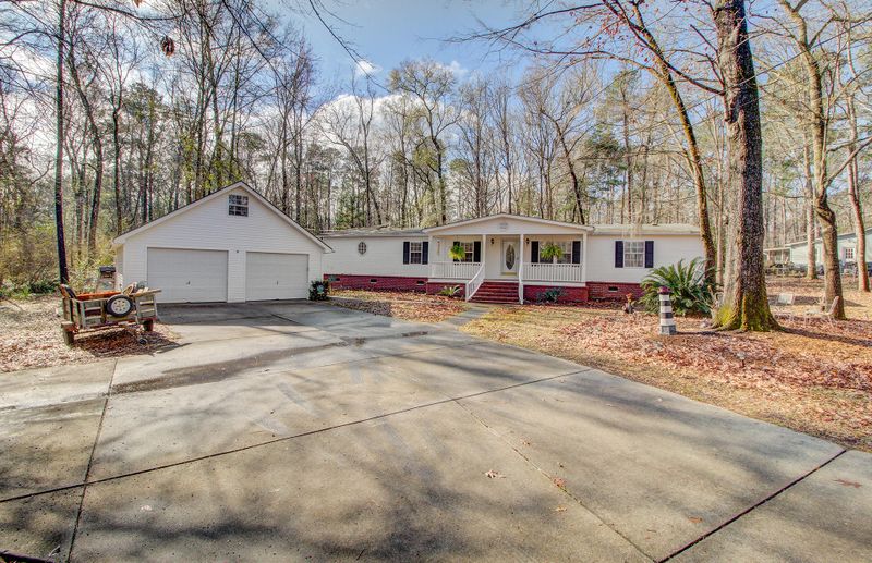 115 Wilton Dr, Summerville, SC 29483