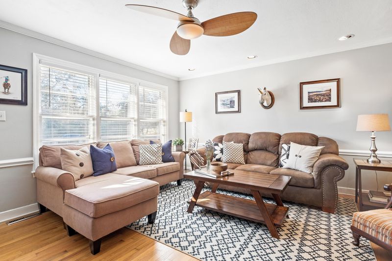 676 Schooner Rd, Charleston, SC 29412
